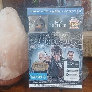 Sealed Fantastic Beasts: The Crimes of Grindelwald Blu-ray Baby Niffler Keychain